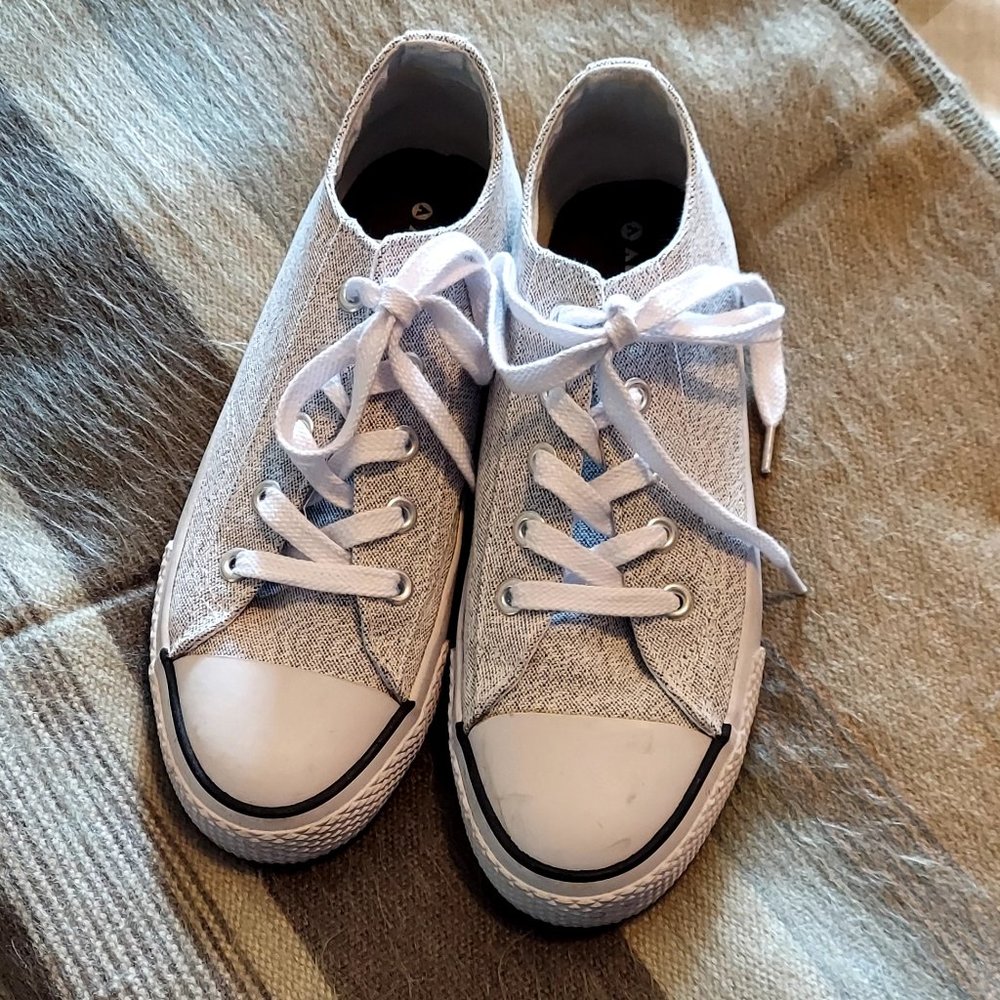 Worn once - cute, in-style gray and white Airwalk sneakers!